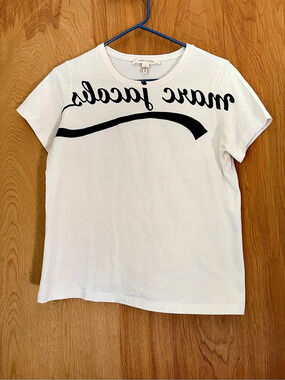 Marc Jacobs The Daisy Logo T-Shirt Graphic Short Sleeve Tee Size Small